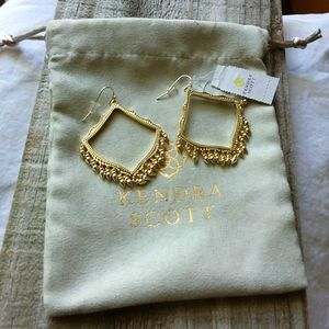 Kendra Scott Gold Lacy Dangle Earring NEW with pouch